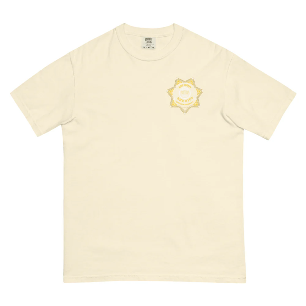 The Walking Dead Comfort Colors T-Shirt 15th Anniversary 'Officer Friendly' Badge - Image 2